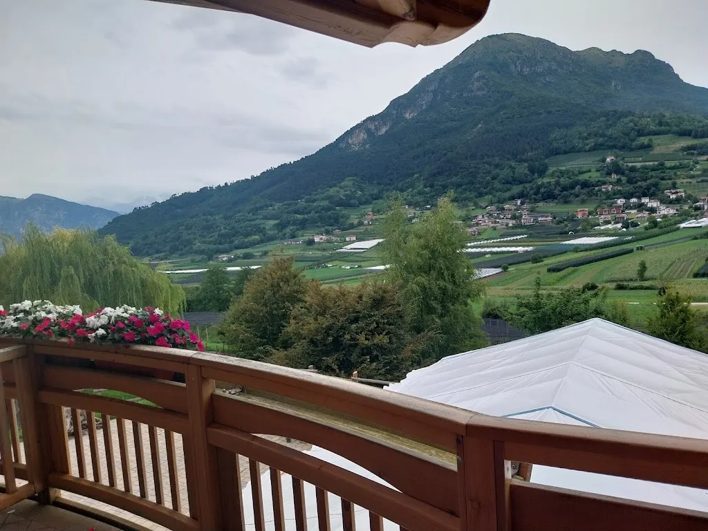 vasilica moruzi_Agritur La Val_Vigolo Vattaro_review