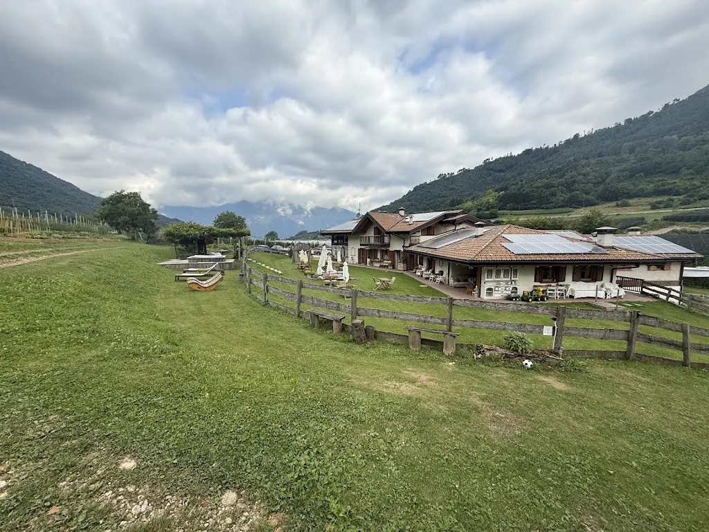 A Lexygoat_Berry House_Vigolo Vattaro_review