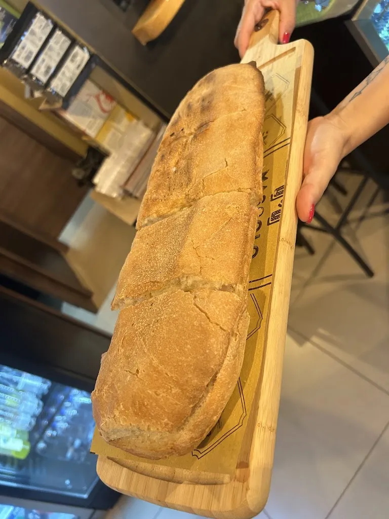 Matteo Iacoviello_Mascolo Original Panuozzo Manfredonia_Manfredonia_review