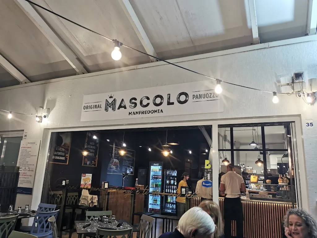 Mascolo Original Panuozzo Manfredonia restaurant in Manfredonia