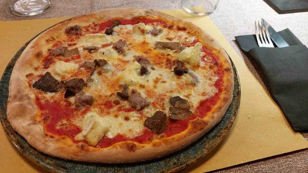 Timothy and Elisa Bellanca_Pizzeria Ai Giardini_Villa Lagarina_recensione