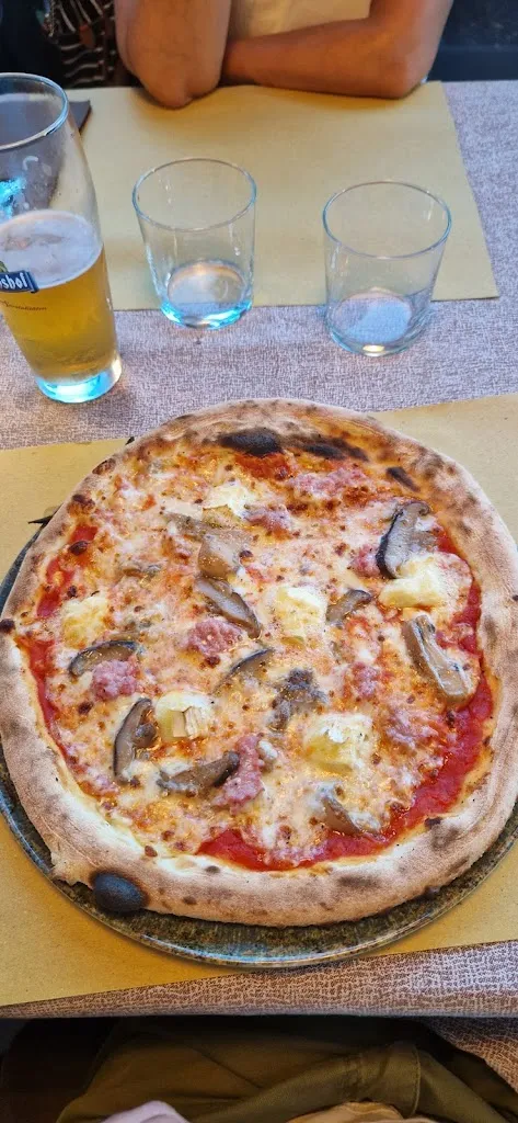 Waia D_Pizzeria Ai Giardini_Villa Lagarina_recensione