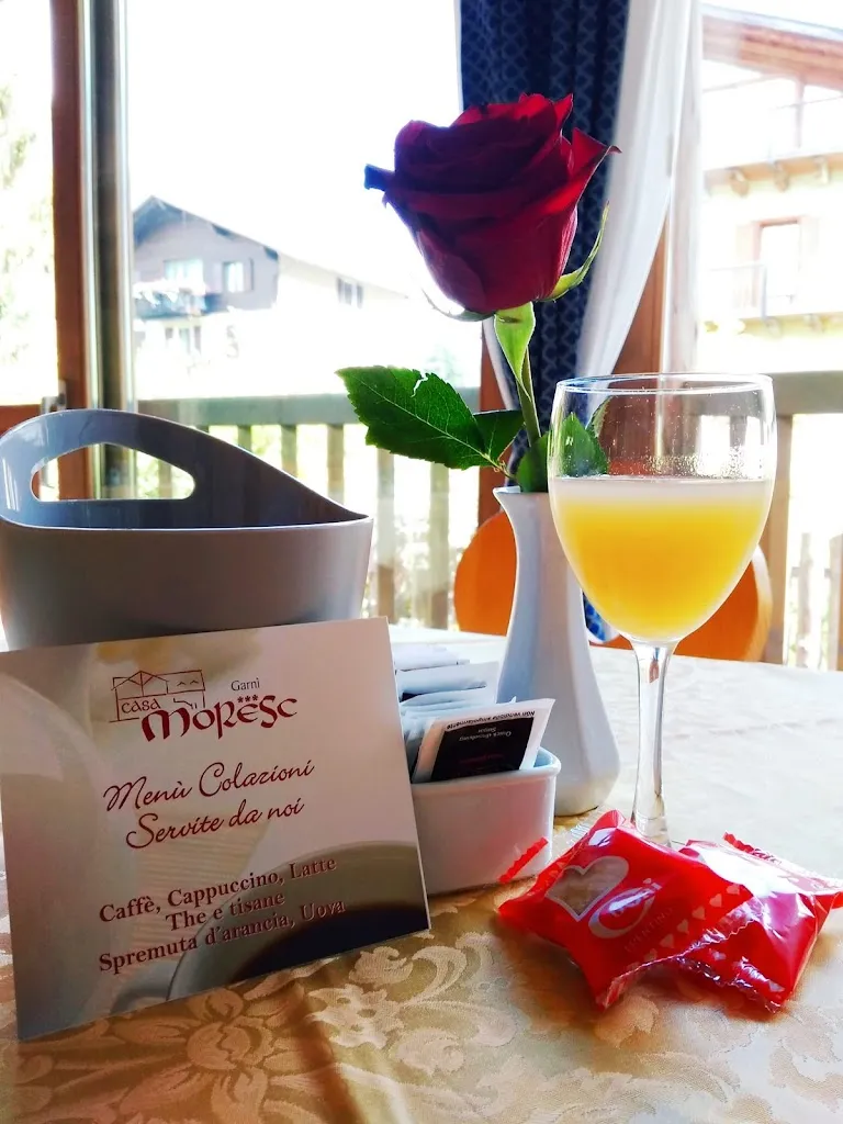 Garnì Ristorante Pizzeria Casa Moresc_Villa Rendena_slider_image_3