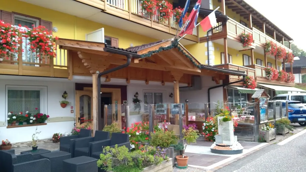 Hotel Zanon restaurant in Ziano di Fiemme