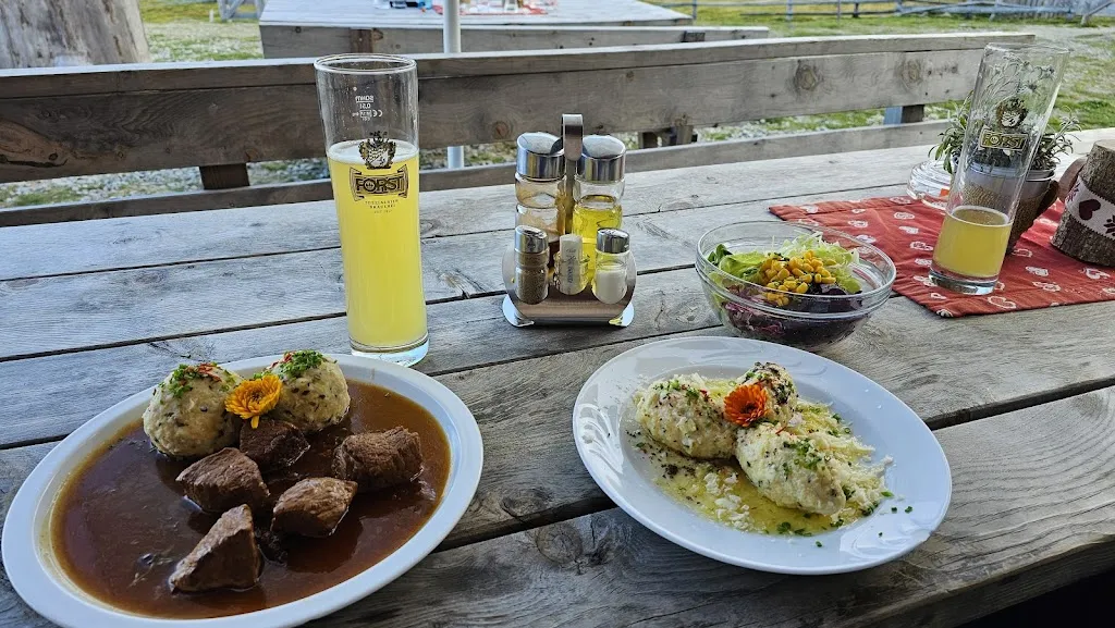 Pfroderalm restaurant in Villandro