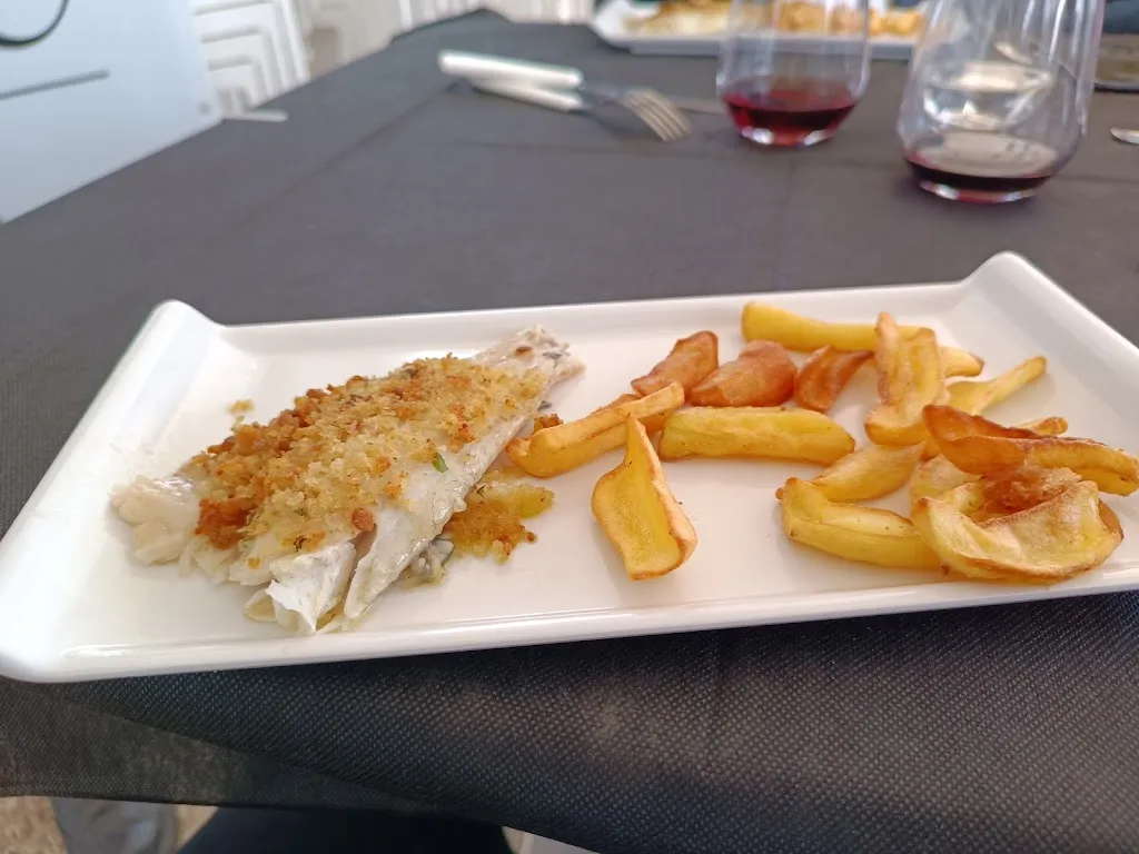 Antonio bruno_Al Molo 20_Manfredonia_review