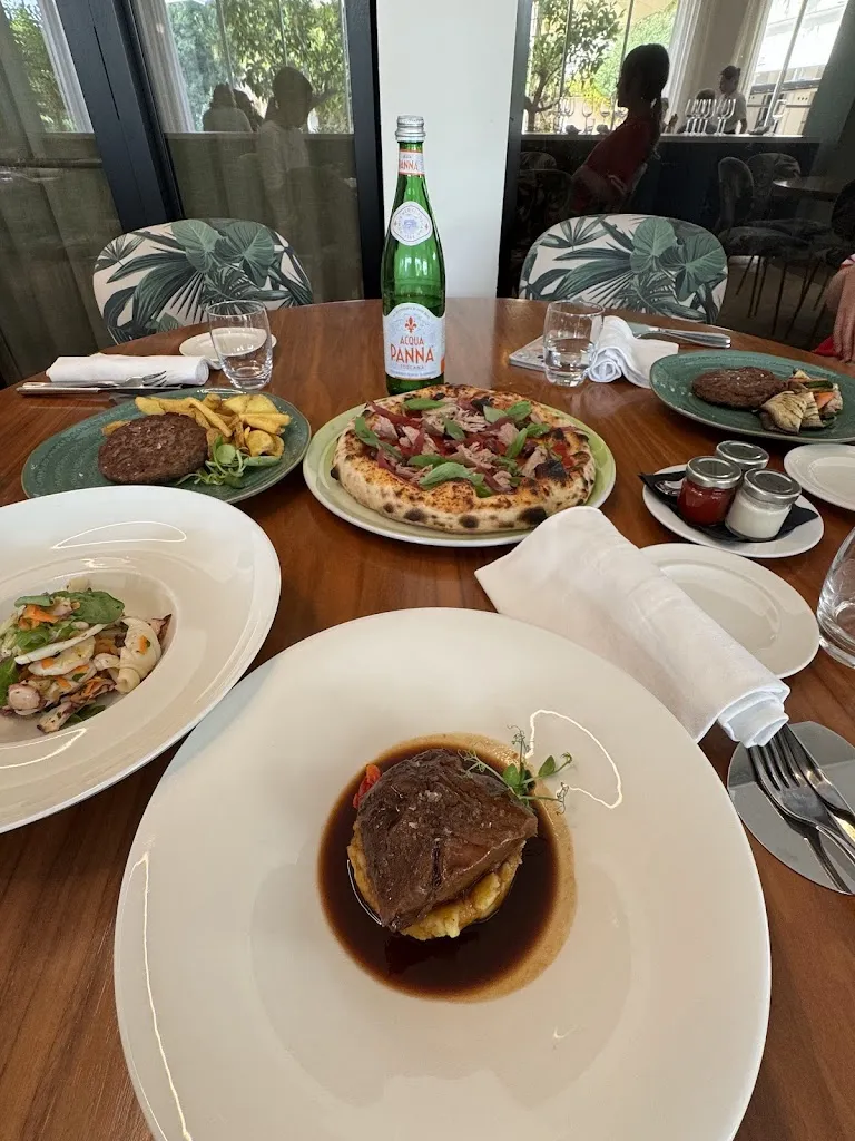 Acquaviva_Acquaviva_slider_image_3