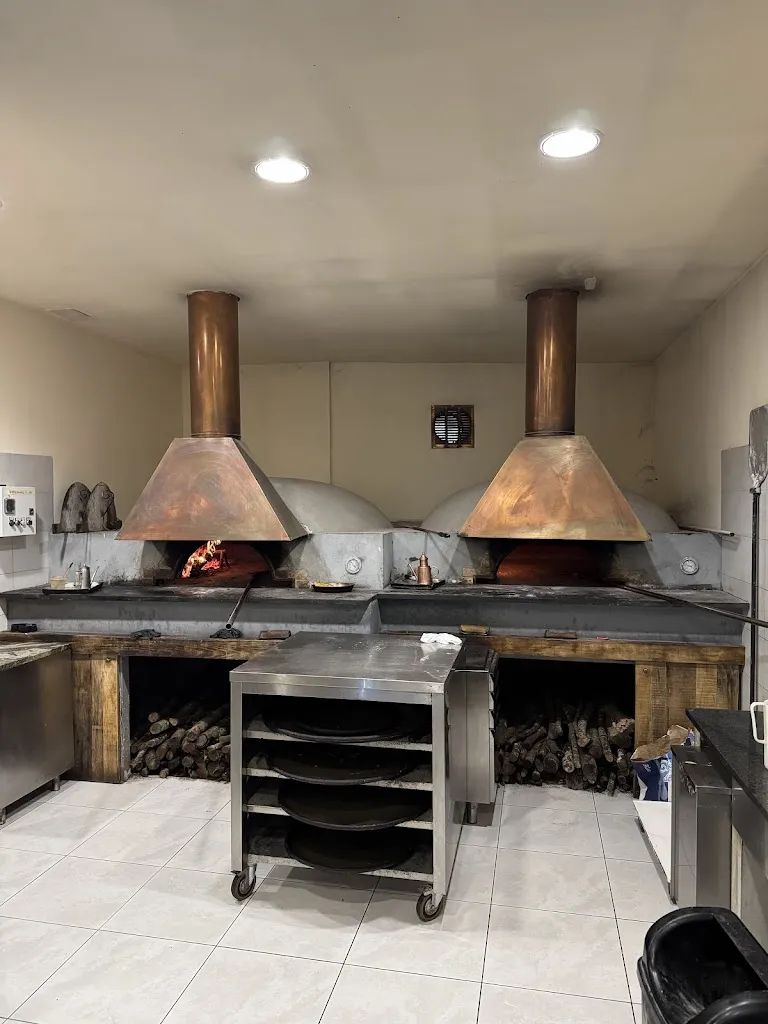 Stefan Rows_Pizzeria dal Moro_Albiano Magra_review