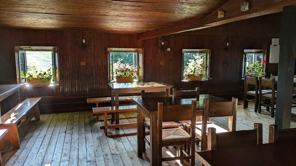 Rifugio Abetone Selletta restaurant in Abetone