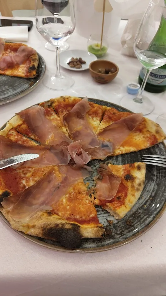 Barbara Rubin_Sakura ristorante pizzeria_Manfredonia_recensione