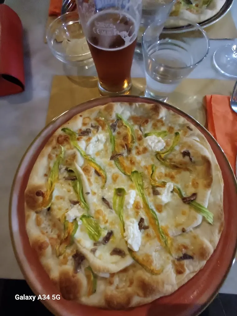 Kora Katia_Lucky Lake_Abbadia San Salvatore_review