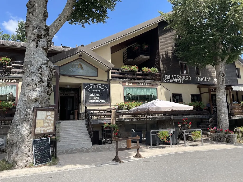 Albergo Ristorante Sella restaurant in Abbadia San Salvatore