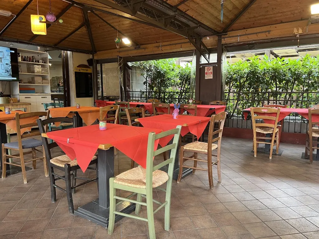 Pizzeria Ponte Del Prato restaurant in Abbadia San Salvatore