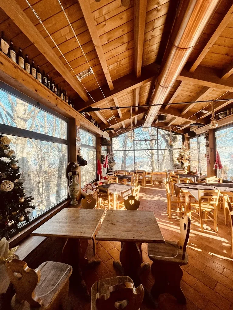 Ristoro bar la vetta da Gigi restaurant in Abbadia San Salvatore