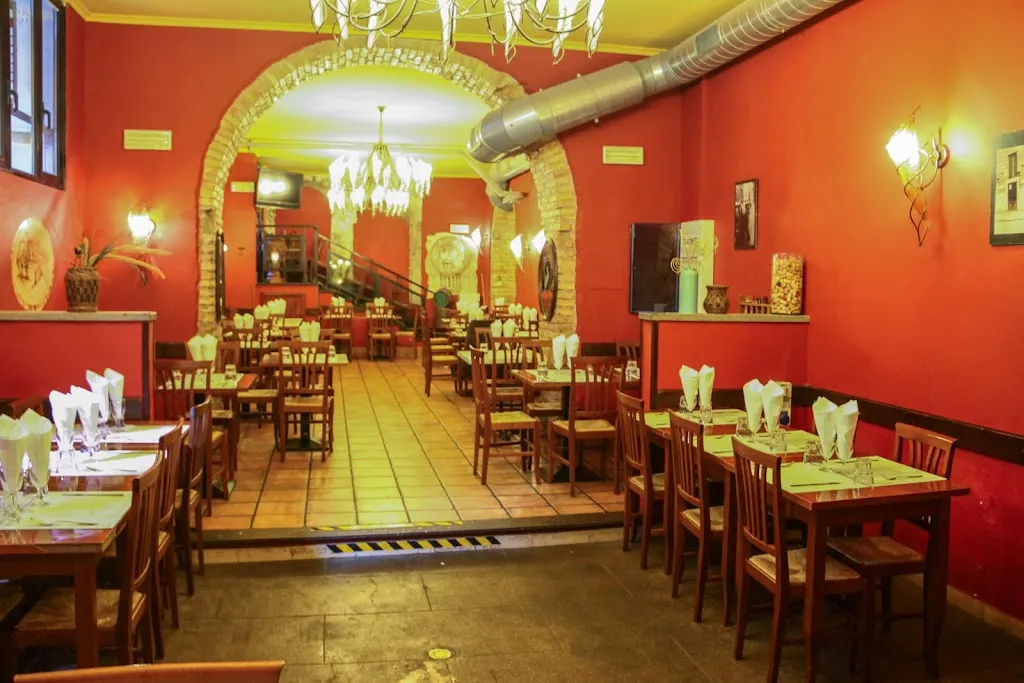 Trattoria Vecchia Roma restaurant in Arbia