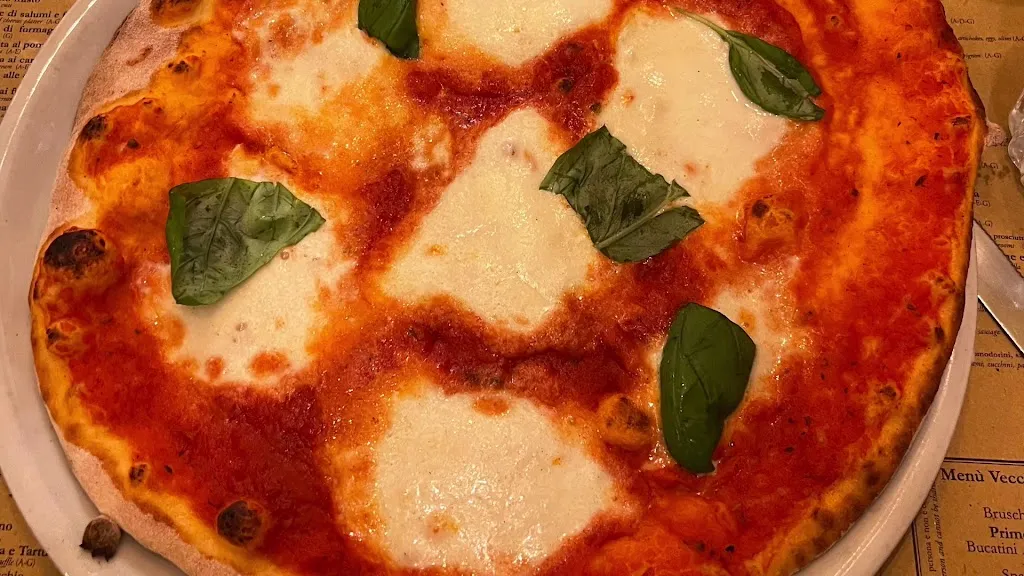 Trattoria Vecchia Roma_Arbia_slider_image_2