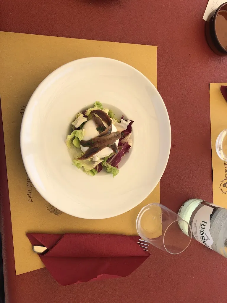 Alex Casalboni_Agrietruria_Albinia_review