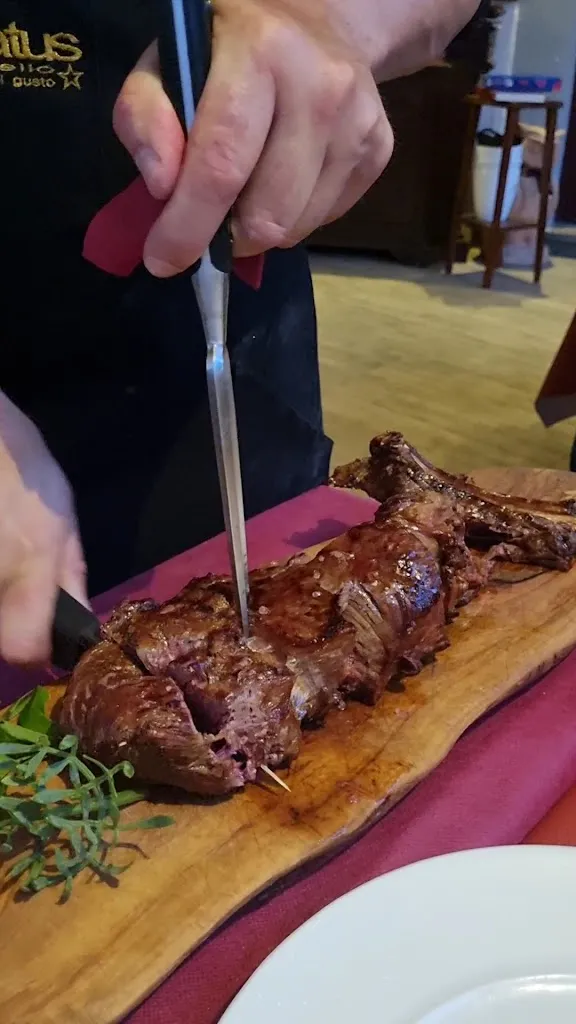 Agrietruria_Albinia_slider_image_2