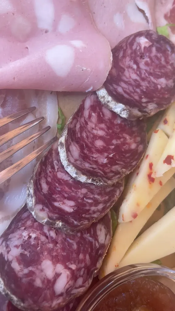 Bruno Latella_Bottega di maremma_Albinia_review