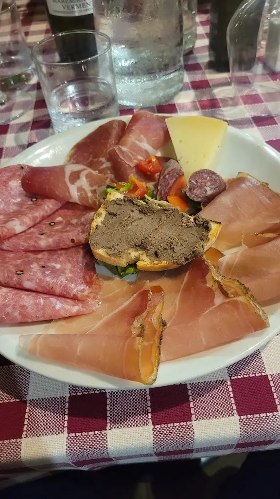 Matthew Aleandri_Poggio al Pero_Albinia_review