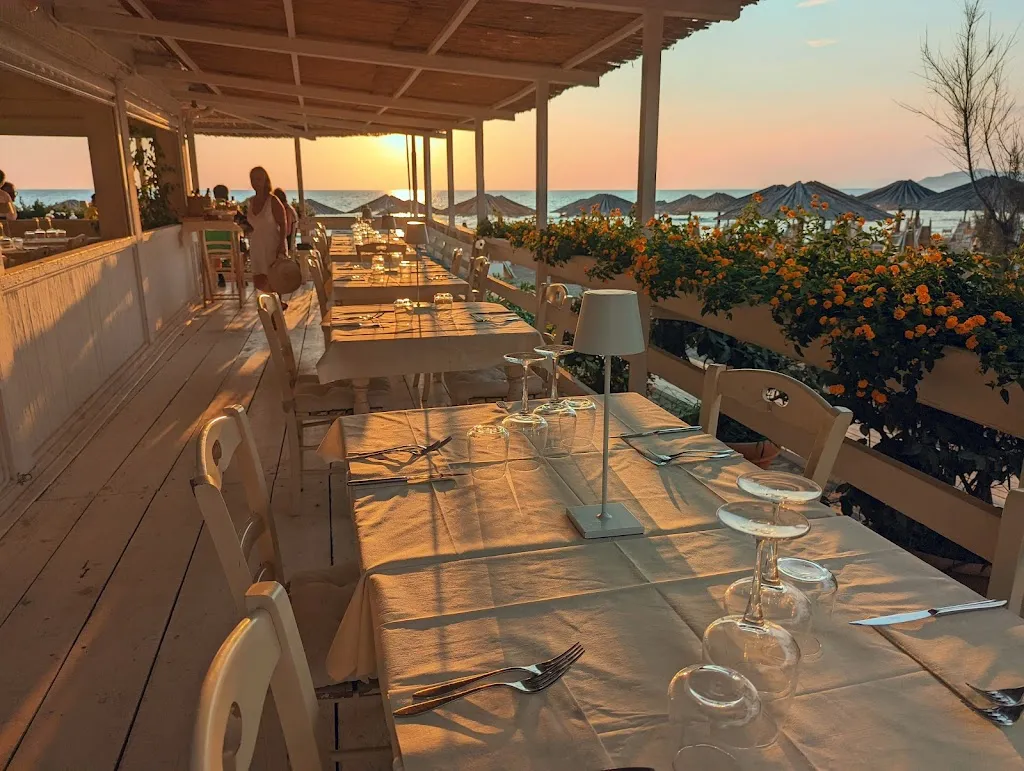 Steve Lahos_Il Tramonto_Albinia_review