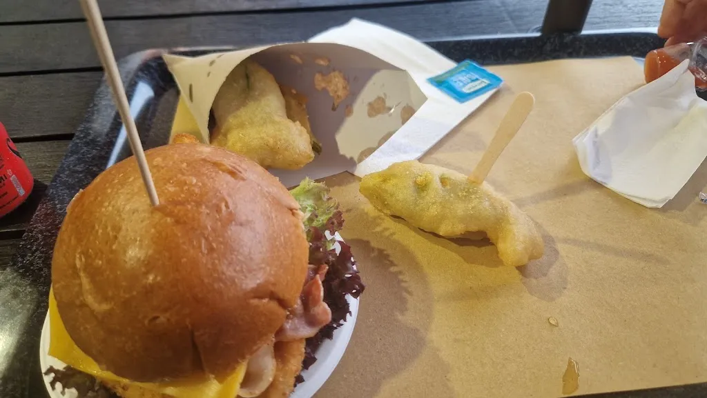 alessio Luna_The Club 72_Albinia_review