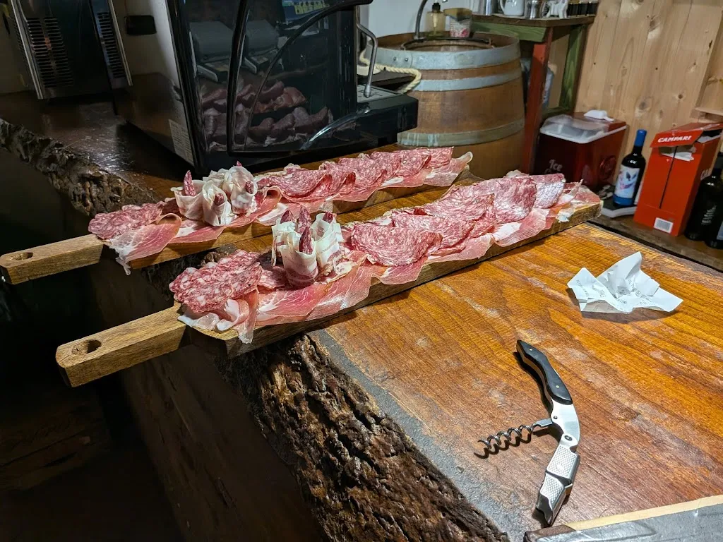 Joseph Schliffer_Il feudo del vicario_Anghiari_review