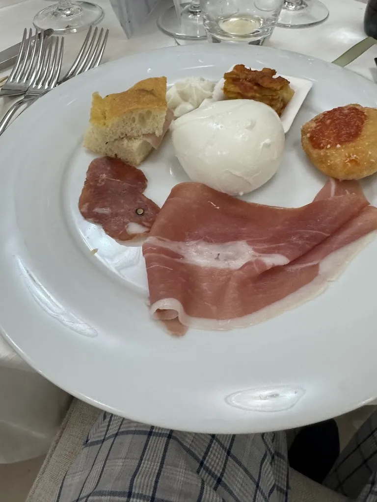 Federico barbarossa_Ristorante Albergo 7Bello_Materdomini_review