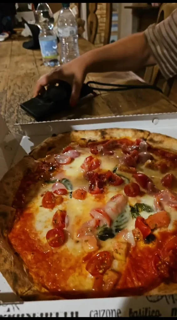 Barak Newman_Pizzeria La Vecchia Stazione_Anghiari_review