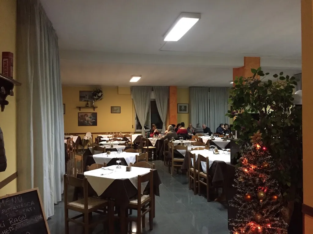 Albergo Ristorante Paris_Anghiari_slider_image_1
