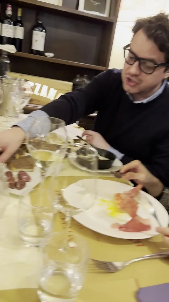 Enoteca & Locanda Guidi_Anghiari_slider_image_2