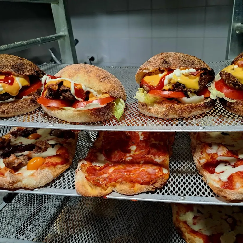 Pinseria-Stuzzicheria da Muma's restaurant in Arcidosso