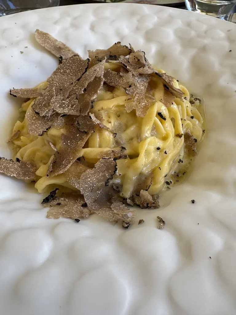 Janet Casey_Essenza Dario e Anna - dal 1964_Arezzo_review