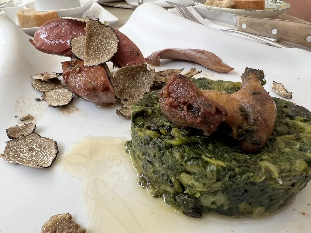 Maikel Maes_Essenza Dario e Anna - dal 1964_Arezzo_review