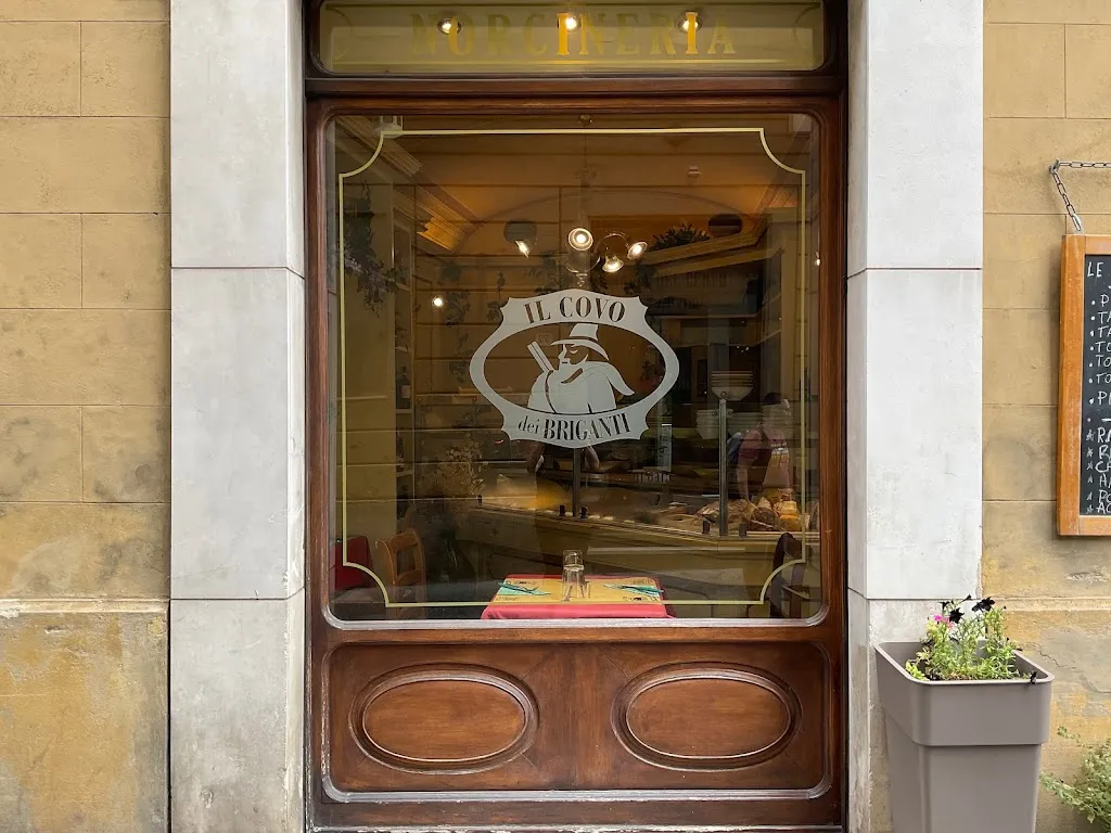 Briganti Toscani “La Tavernaccia” restaurant in Arezzo