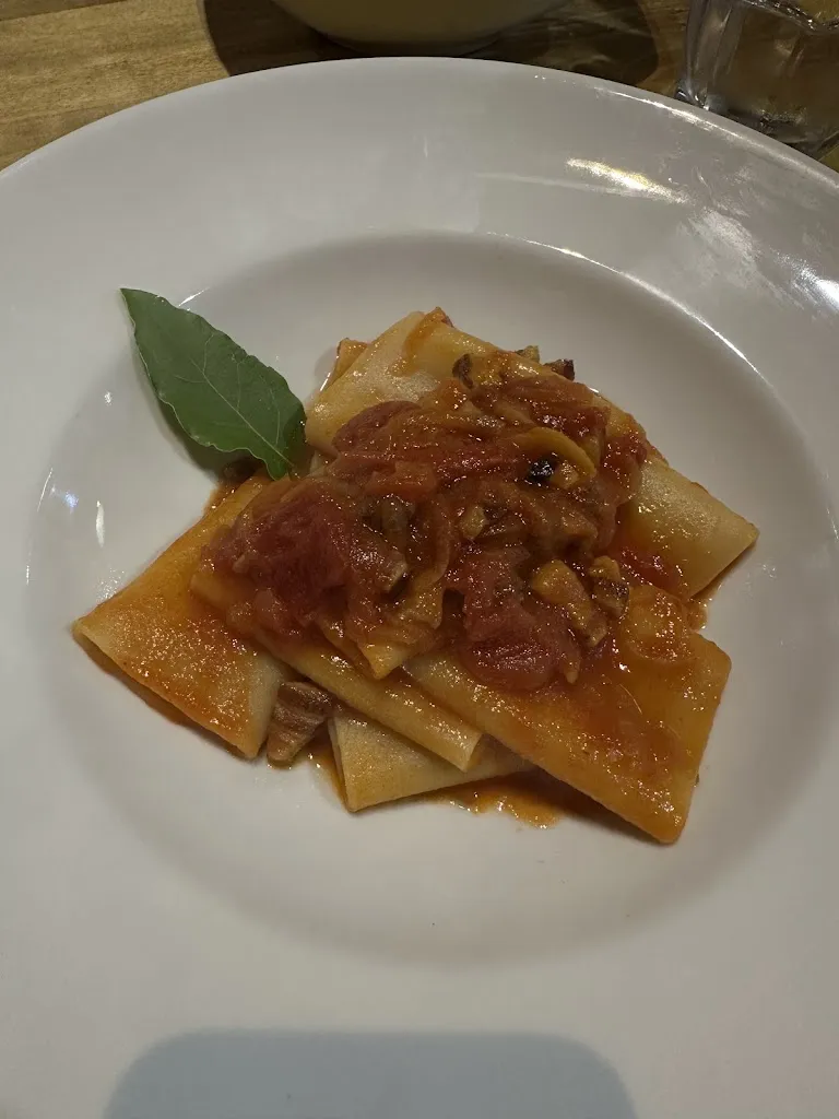 luiza prestes_La Bottega di Montemercole_Arezzo_review