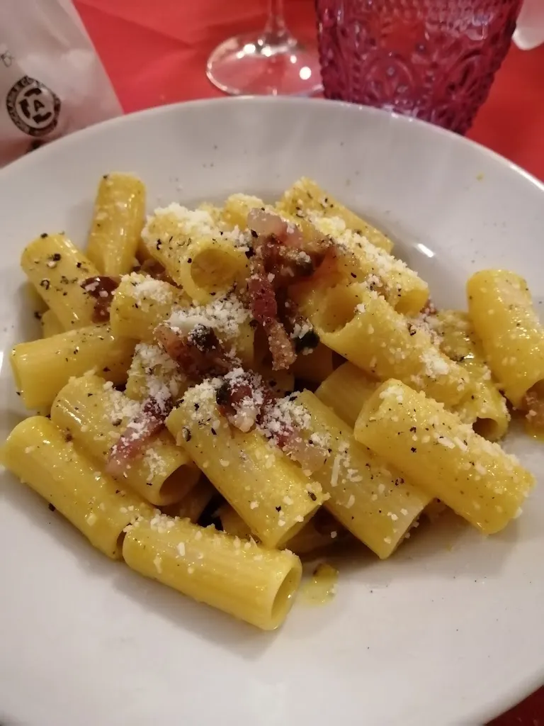 Trattoria l'ABbUSIVO_Arezzo_slider_image_3