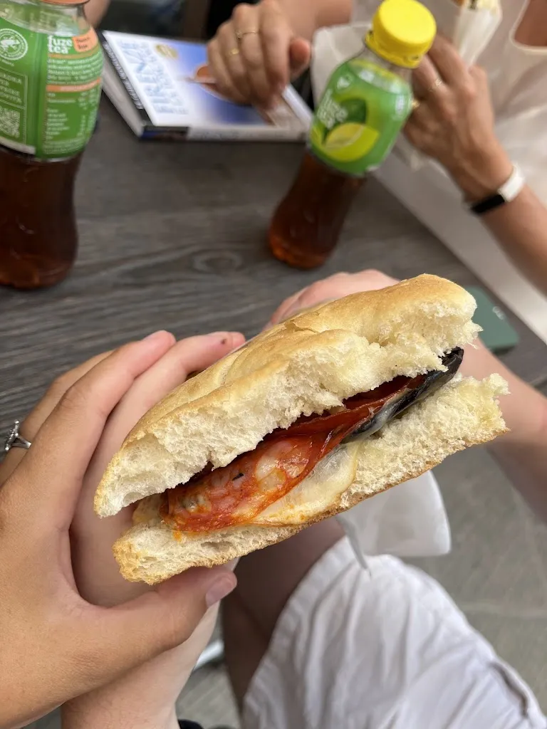 Charlotte Kember_Berni's Focacceria_Arezzo_review