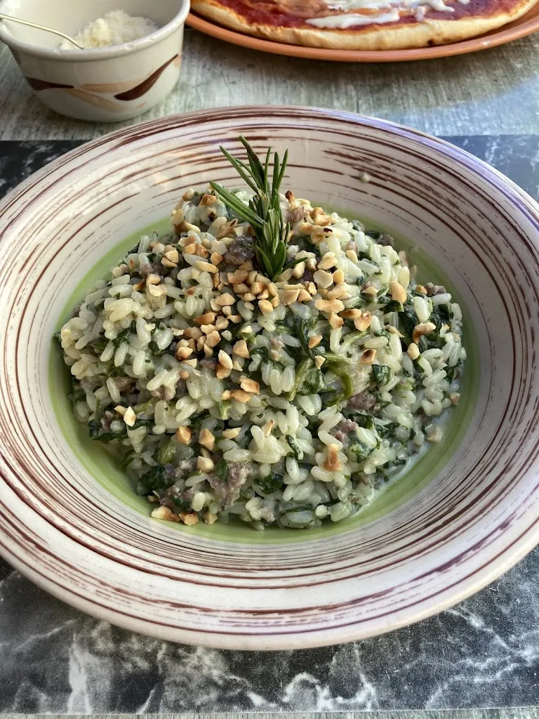 Michael Salazar_L'Angolo dello Sfizio_Asciano_review