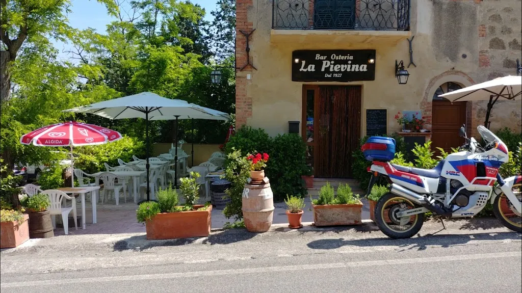 Bar Osteria La Pievina_Asciano_slider_image_1