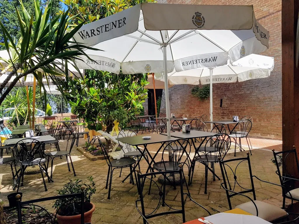 Ristorante La Torre restaurant in Asciano