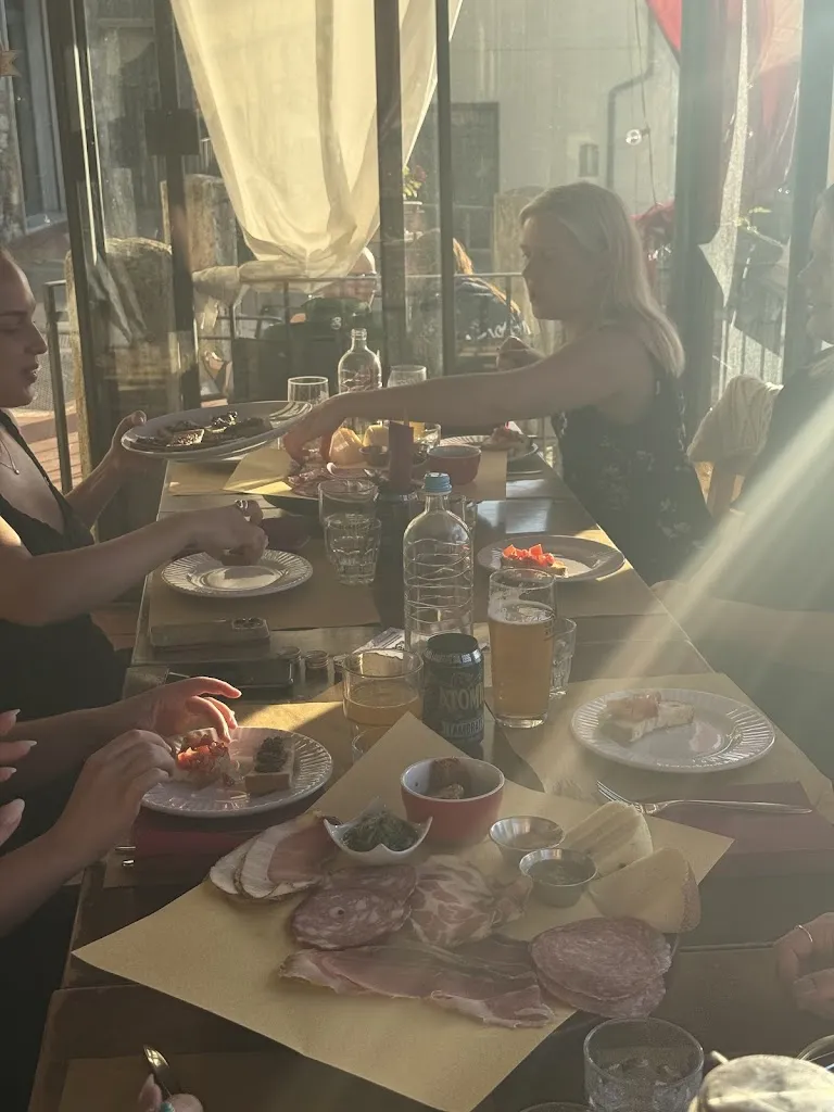 Seriina Posio_Sapor in Torre_Asciano_review