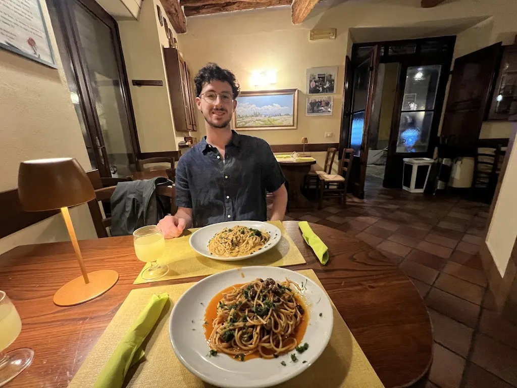 Kieran Bolger_La Loggia - Bar Spaghetteria - Bed and Breakfast_Altopascio_review