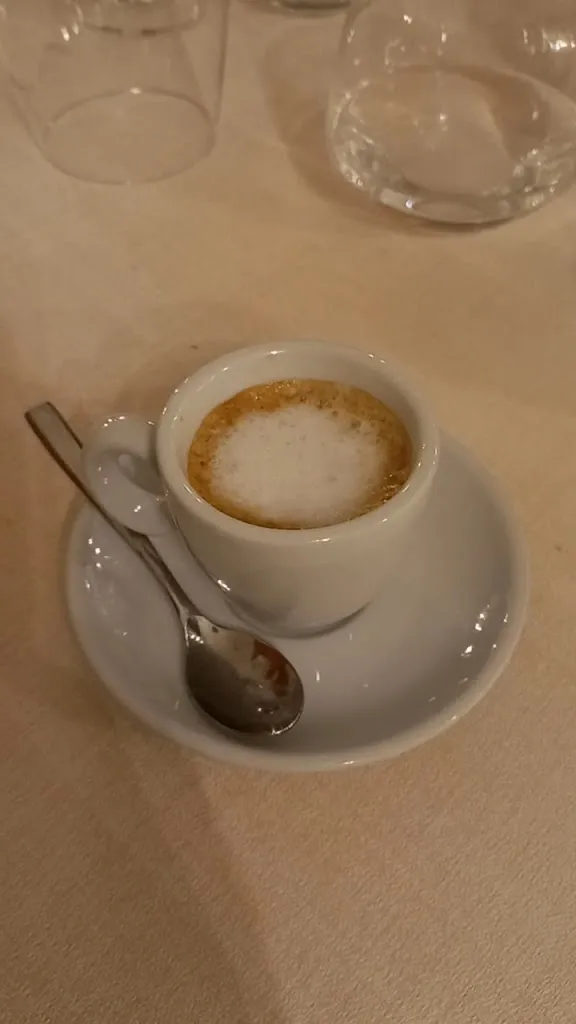 Lady urbex_Ristorante Osteria 