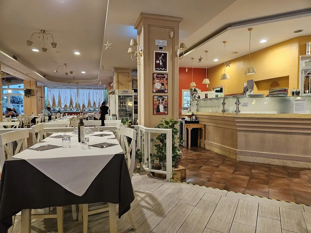 Il laghetto del Valico da Giuliana restaurant in Altopascio