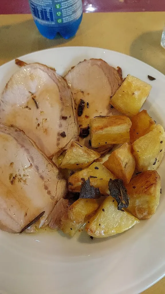 Erika Falcone_Togo's Bar_Altopascio_review