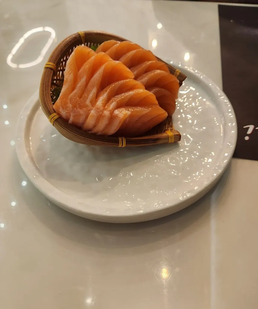 Deborah Lumachi_Sukai sushi_Altopascio_review