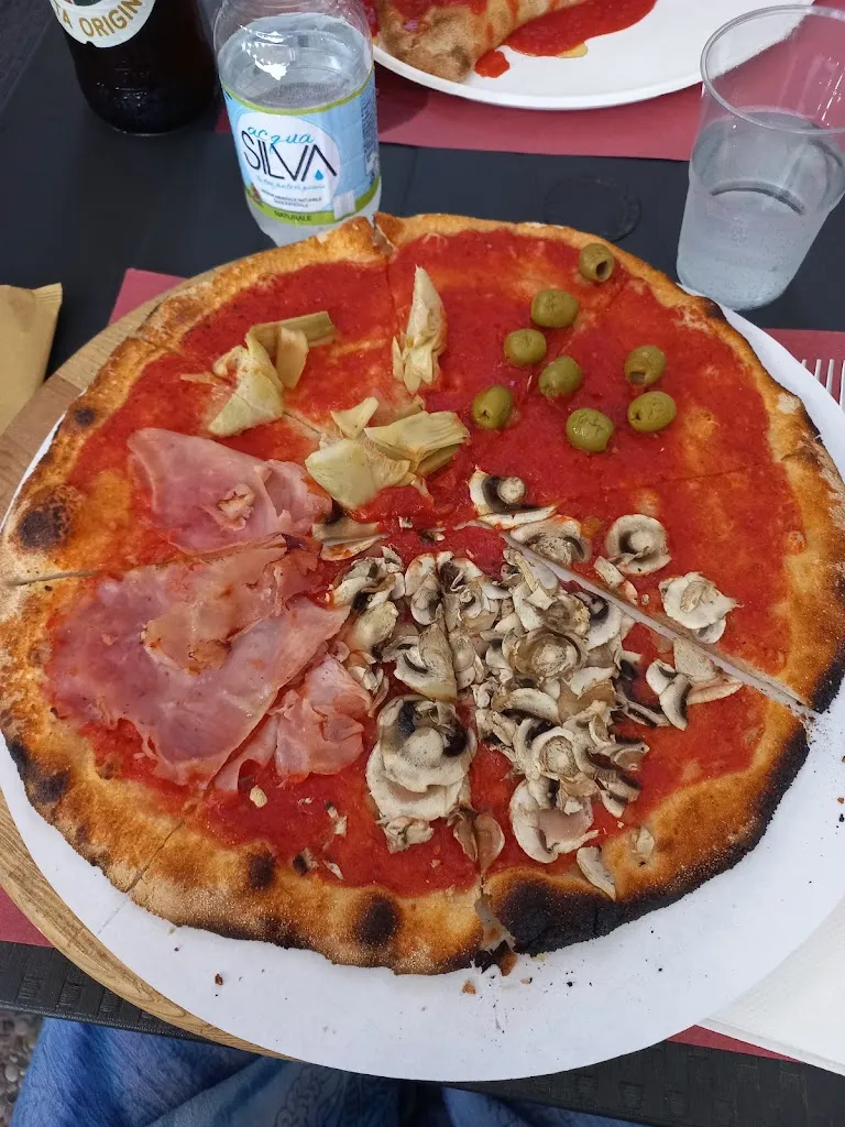 La Bottega Della Pizza restaurant in Altopascio