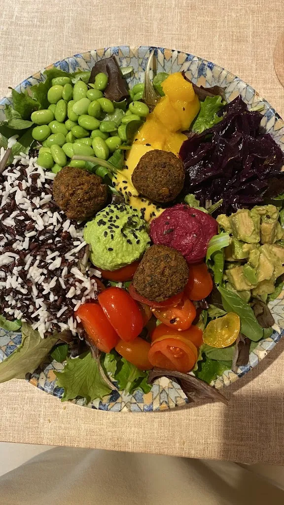 Filip Atanasovski_Autogrill Badia al Pino Ovest_Badia al Pino_review