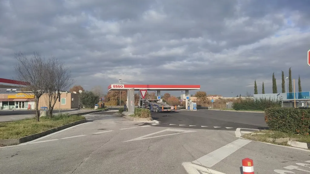 GEORGE V .J_Autogrill_Badia al Pino_review